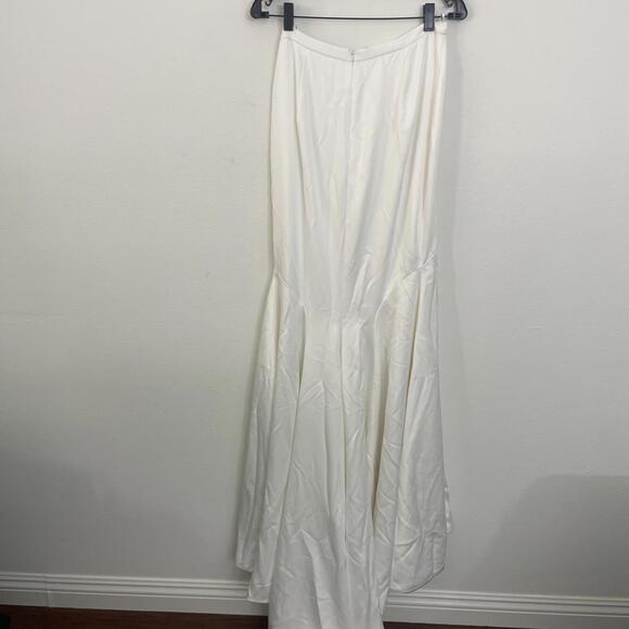 Katie May Noel and Jean Mimi Off White Bridal Maxi Skirt with Train S $495msrp - Picture 7 of 12